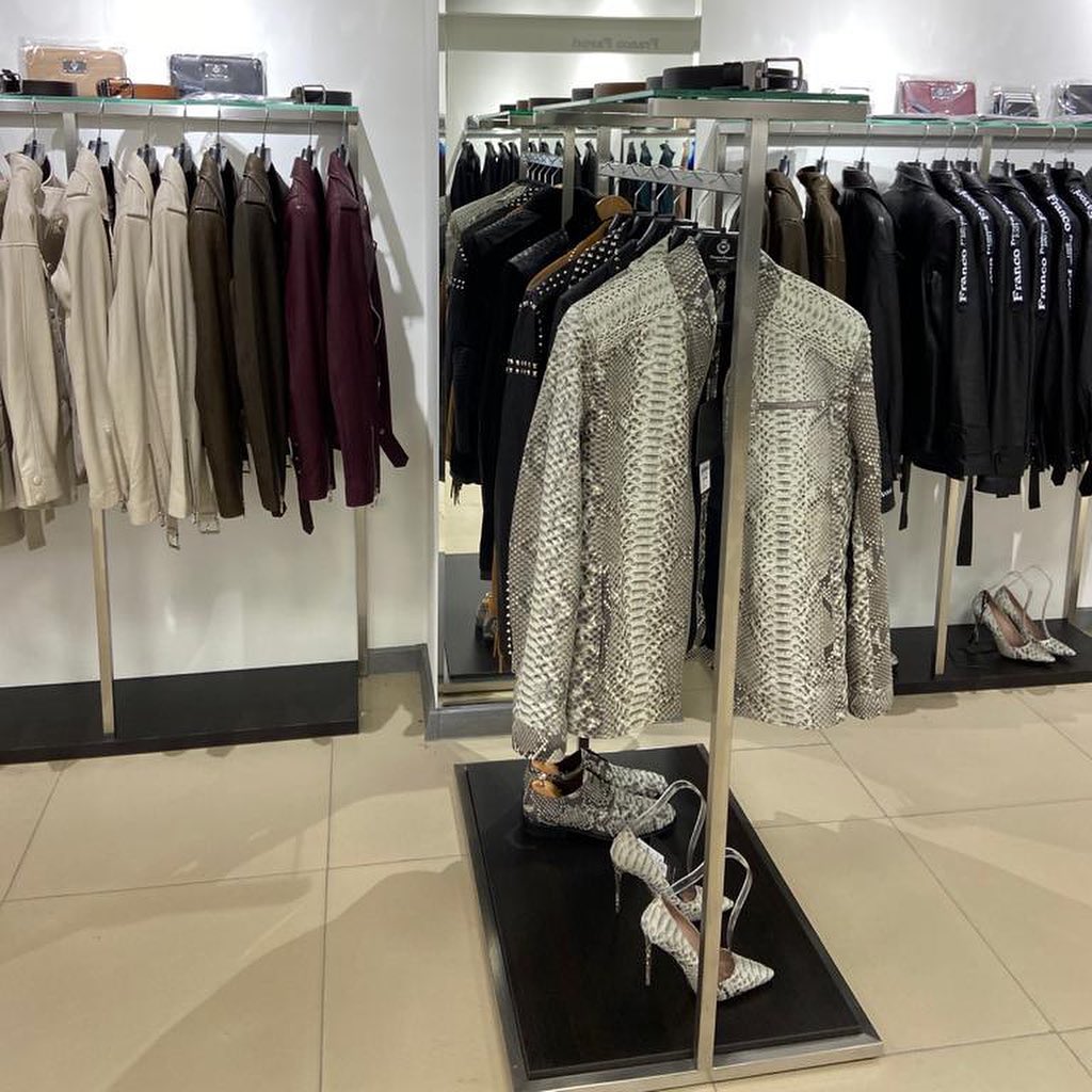 Торговое оборудование для Бутик  Franco Favori