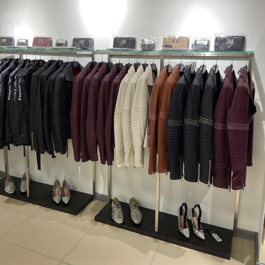 Торговое оборудование для Бутик  Franco Favori