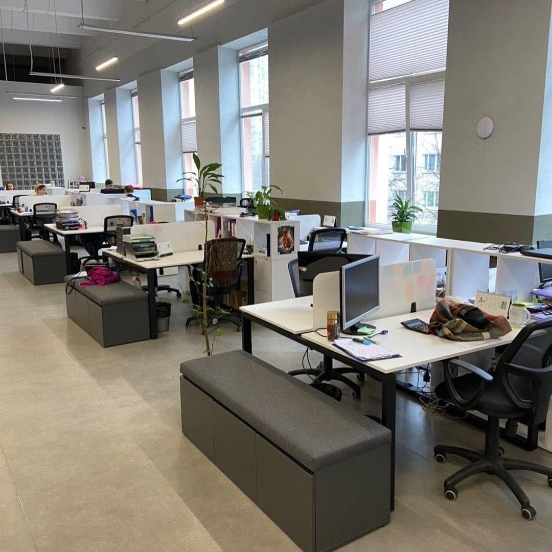 Столы для персонала для Офис компании Альгимед