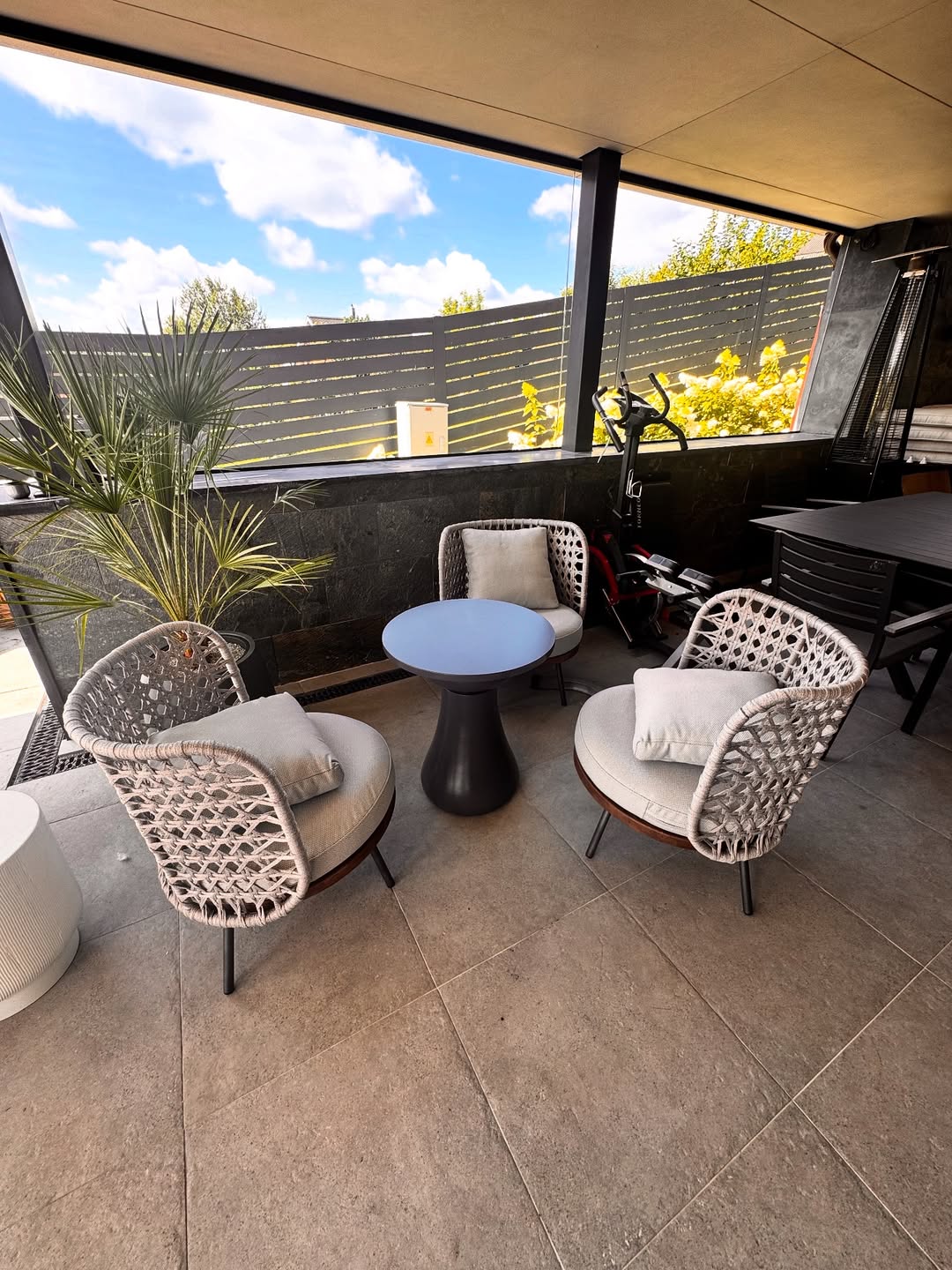 Набор террасной мебели.